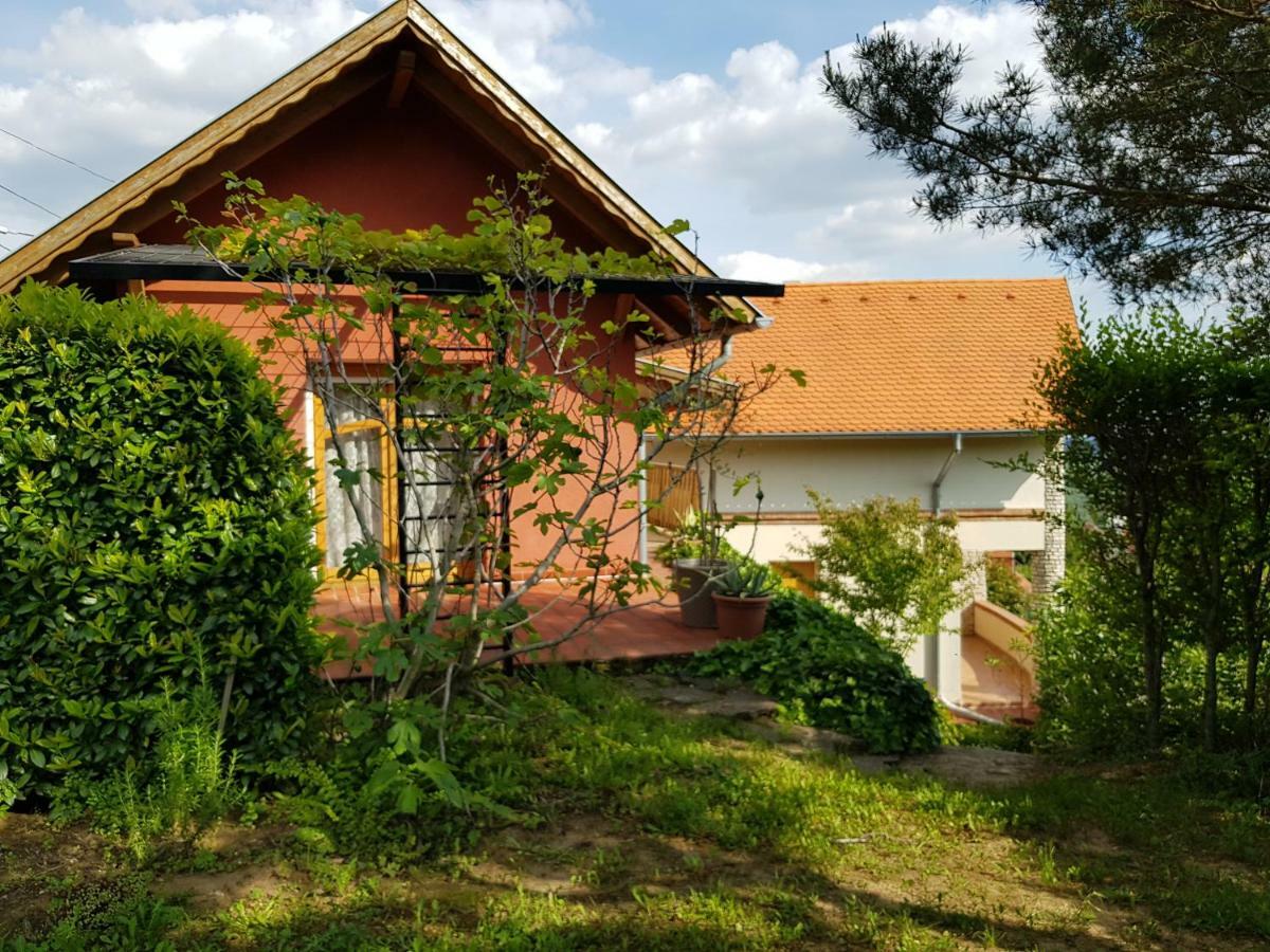 Mediterran Apartman Pecs Exterior photo